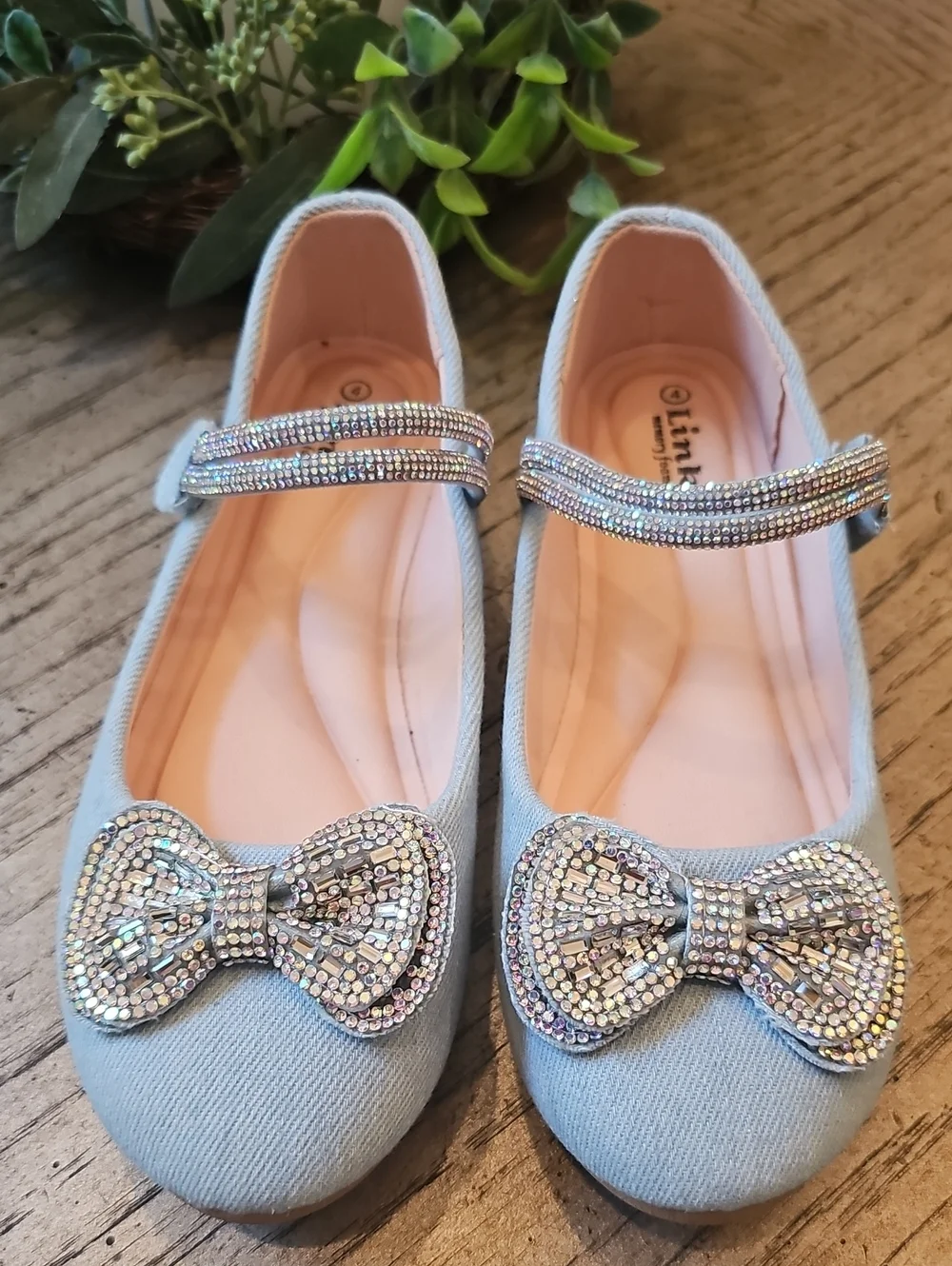 Girls Sparkle Denim Bow Light Blue Mary Jane Flats Size 4